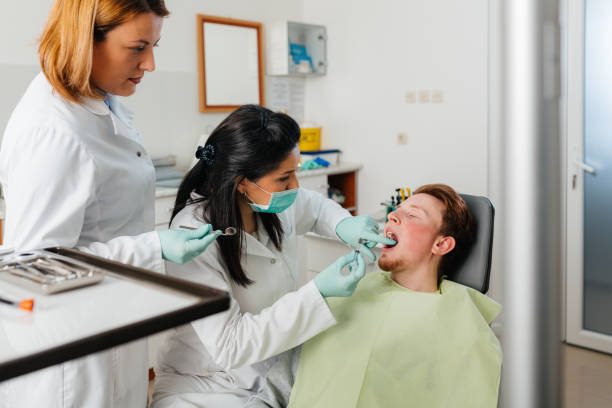 Best Tooth Infection Emergency Dentist  in Gibbon, NE